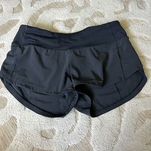 Speedy lululemon size 2